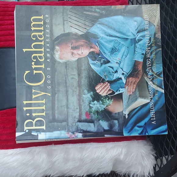 Billy Graham Book - Picture 2 of 9